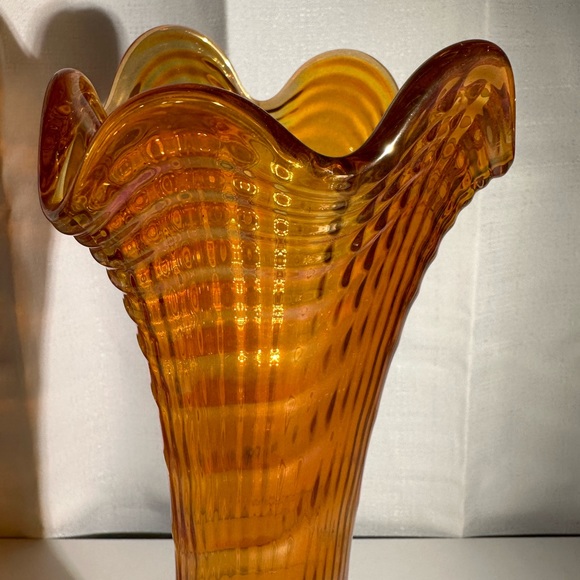 Vintage Imperial Carnival Glass Marigold Ripple Swung Vase - Picture 4 of 15